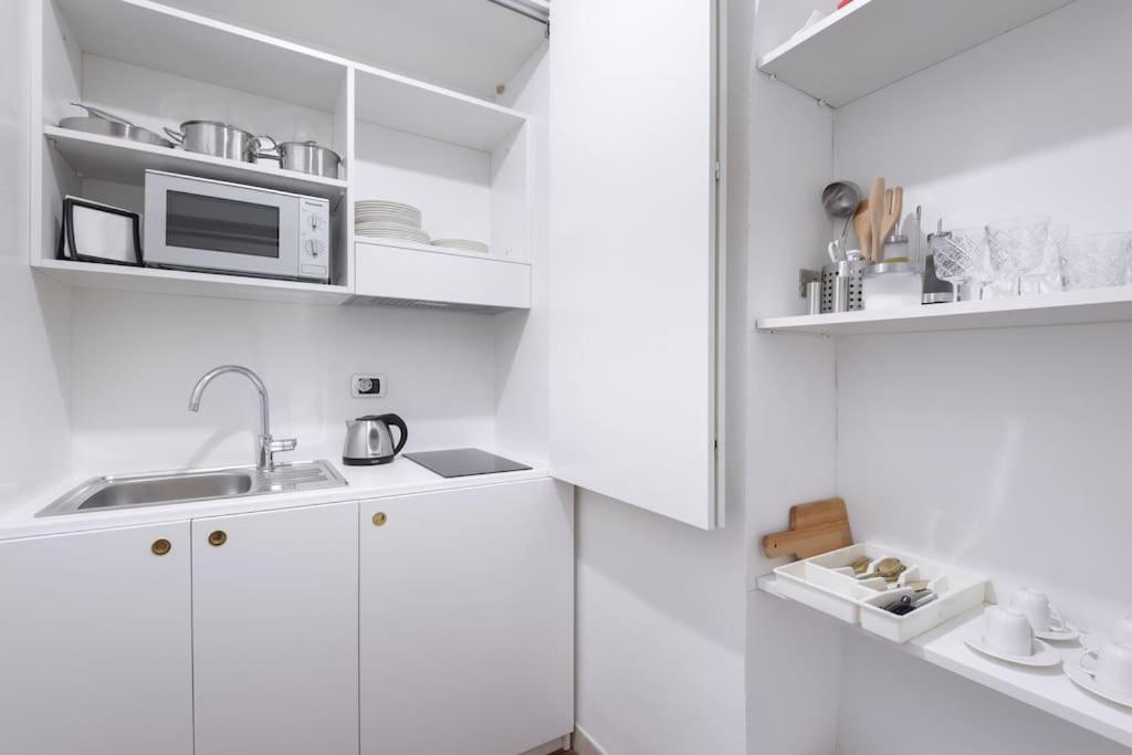 Discover The Pantheon From The Berardi Studio Flat Exteriör bild