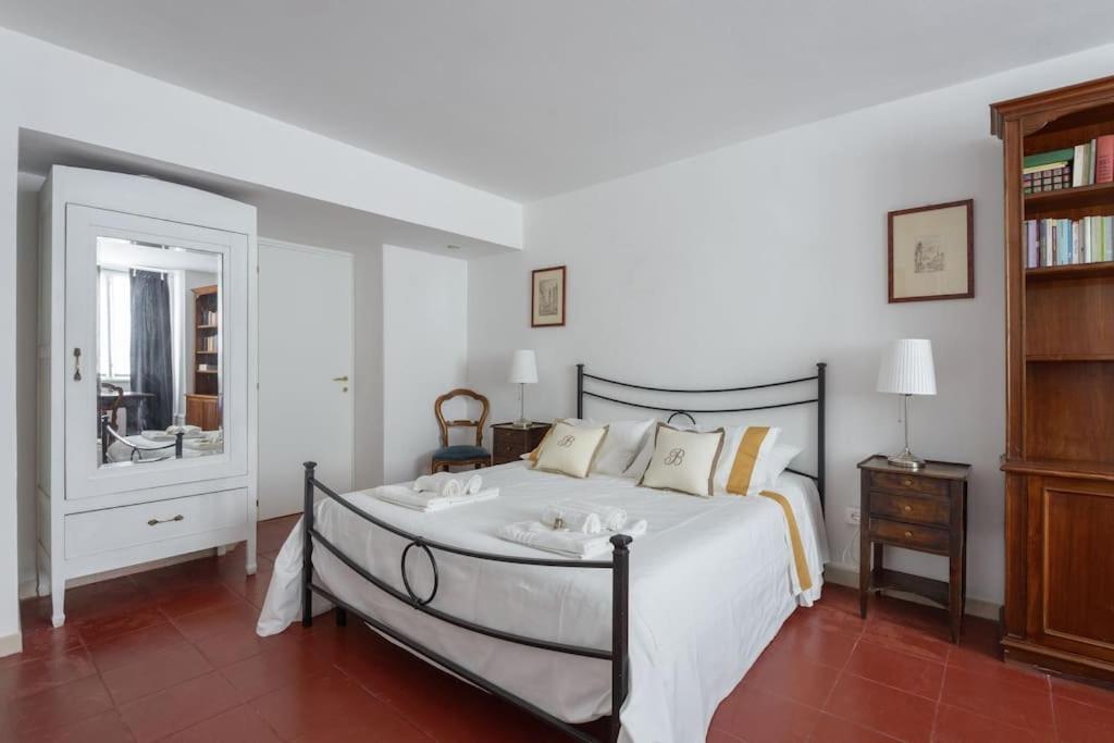 Discover The Pantheon From The Berardi Studio Flat Exteriör bild